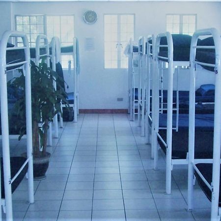 Luneta Dormitory - Hostel Manila Bagian luar foto