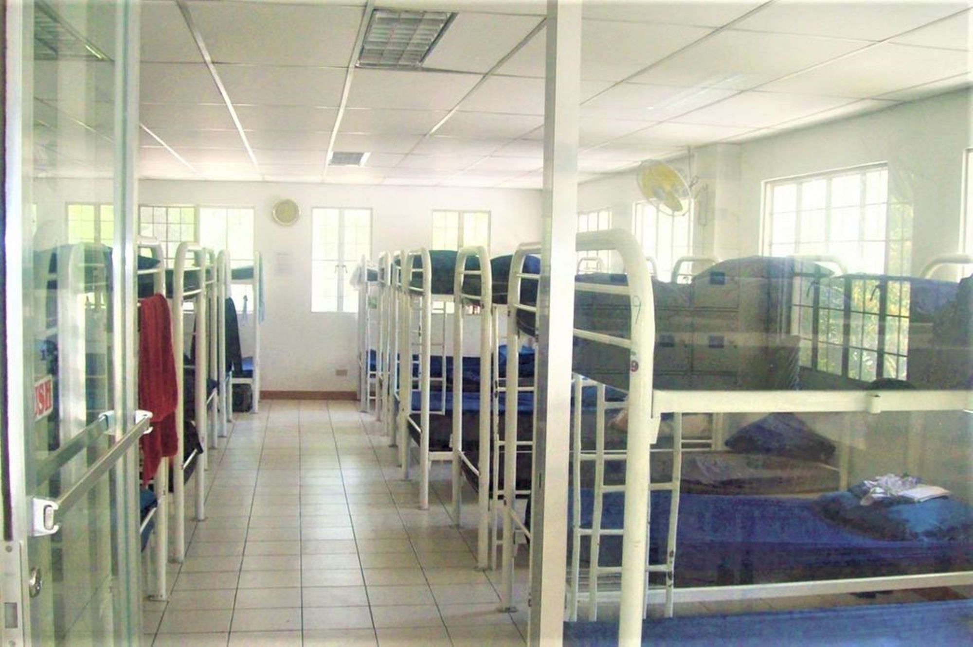 Luneta Dormitory - Hostel Manila Bagian luar foto